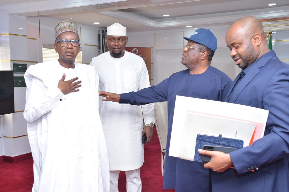 Honourable Minister of Works, His Excellency Sen Engr Nweze David Umahi CON (centre) in a Press briefing wth the Chairman, Federal Inland Revenue, (FIRS) Mr. Zacch Adedeji, FCA and the Group Chief Executive Officer of Nigeria National Petroleum Company Limited, NNPCL, represented by the Chief Financial Officer, Umar Isa Ajiya in his office on 16th February 2024.