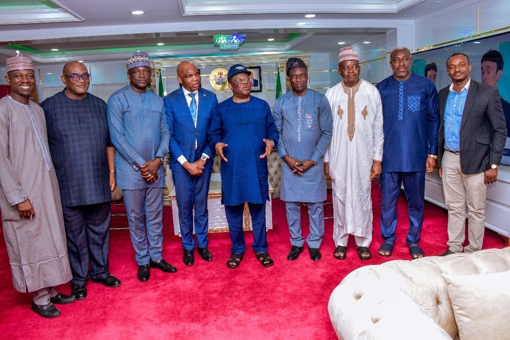 Honourable Minister of Works, His Excellency, Sen. Engr. Nweze David Umahi CON finalizing discussions with investors from Netherlands to attract a grant of 25 million Euros for the construction of priority bridges in Nigeria.