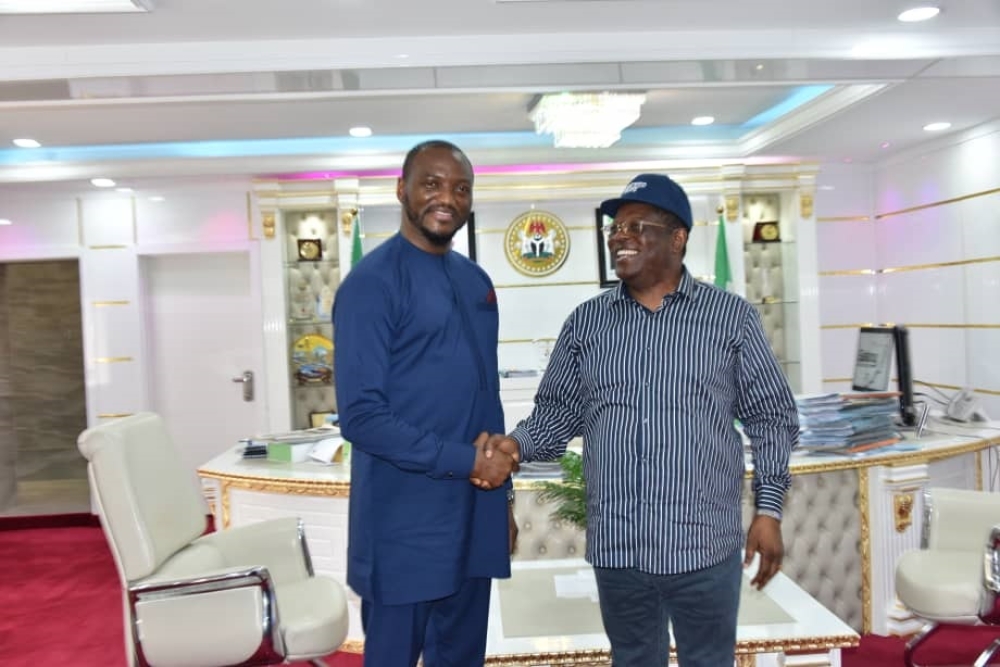 Hon. Minister of Works, His Excellency Sen. Engr Nweze David Umahi CON (Right) with the Director, Infrastructure and Urban Development, Mike Salawou held at the office of the Honourable Minister Federal Ministry of Works, this 5th March 2024.