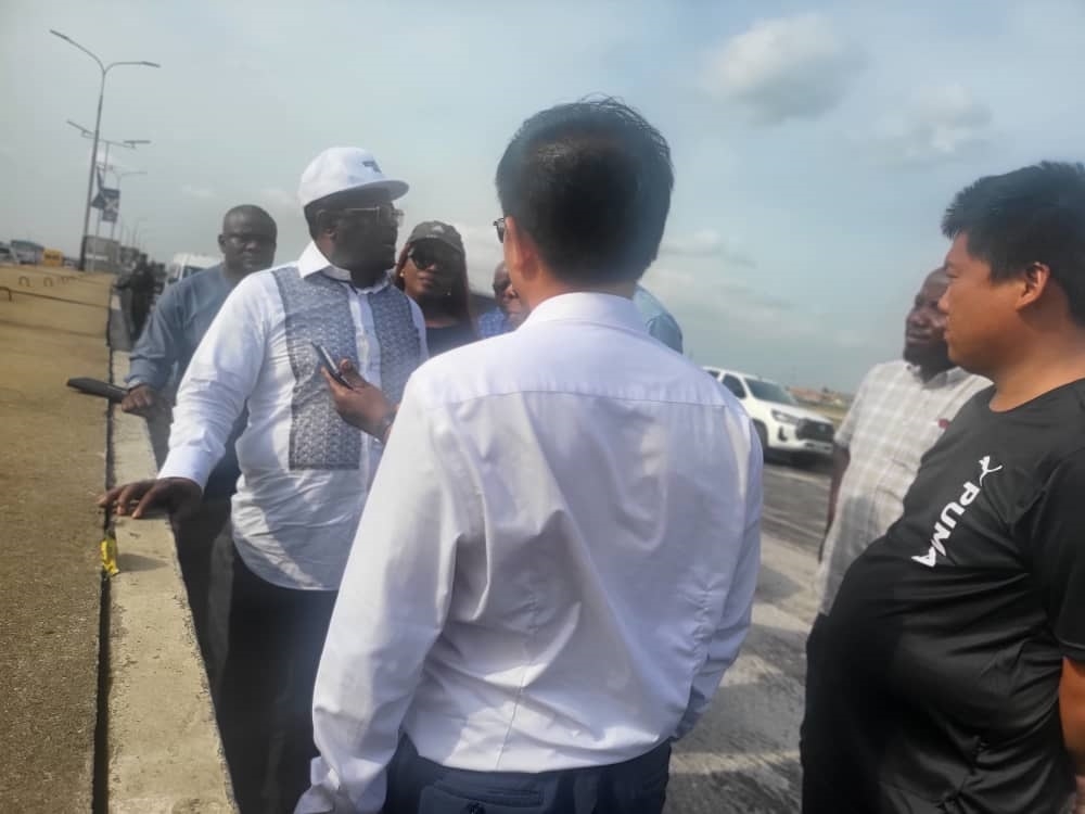 Honourable Minister of Works, His Excellency Sen. Engr. Nweze David Umahi, CON, with other dignitaries during the official handover of the first phase of the project, made up of 47.47 kilometers dual carriageway, to Hitech Construction Company Ltd